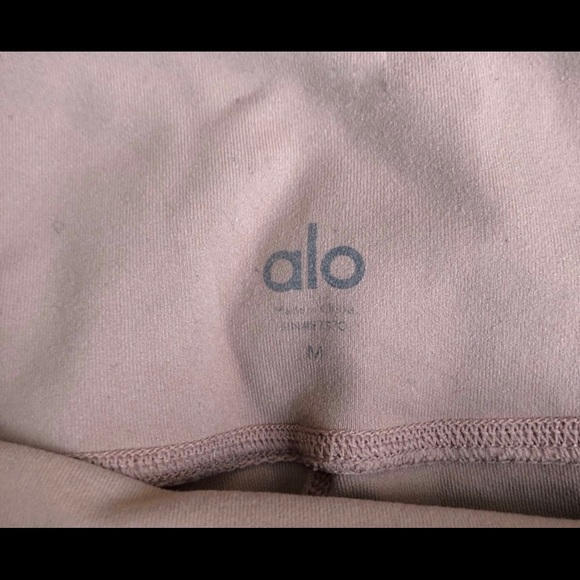 Alo Yoga Mesh Ultimate High Waist Legging 🌸 - Picture 5 of 6